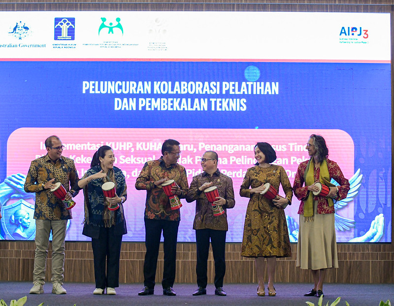 Banner Image for Supporting the Launching of Three Ministries Collaboration to Protect Women, Children, and Migrant Workers